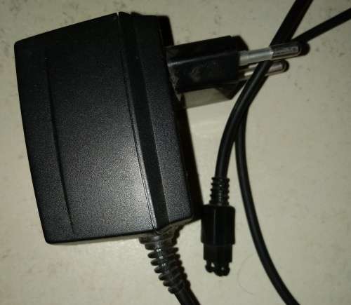 Ericsson Cell Phone Charger - Model PI-35-394EU