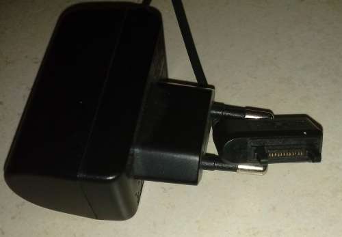 Sony Ericsson Cell Phone Charger