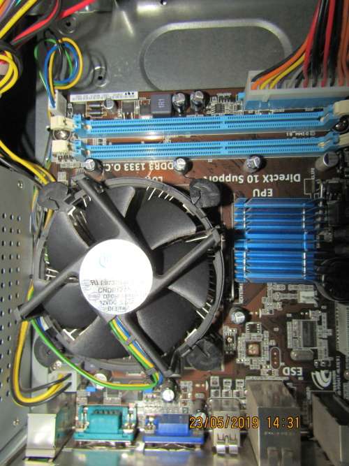 PC Tower Casing ***For Spares or Repairs only!***