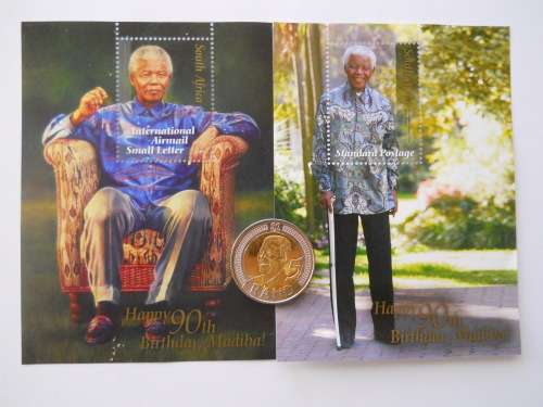 Mandela 2008 R5 plus 2 x stamps plus Graded 23 carat Gold Card