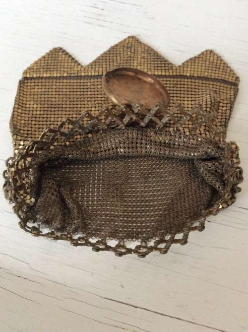 Antique Vintage Gate Top Purse  1920's Whiting & Davis Gold Mesh