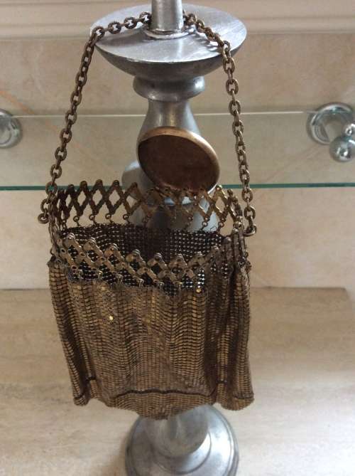 Antique Vintage Gate Top Purse  1920's Whiting & Davis Gold Mesh