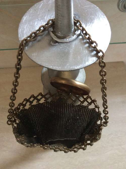 Antique Vintage Gate Top Purse  1920's Whiting & Davis Gold Mesh