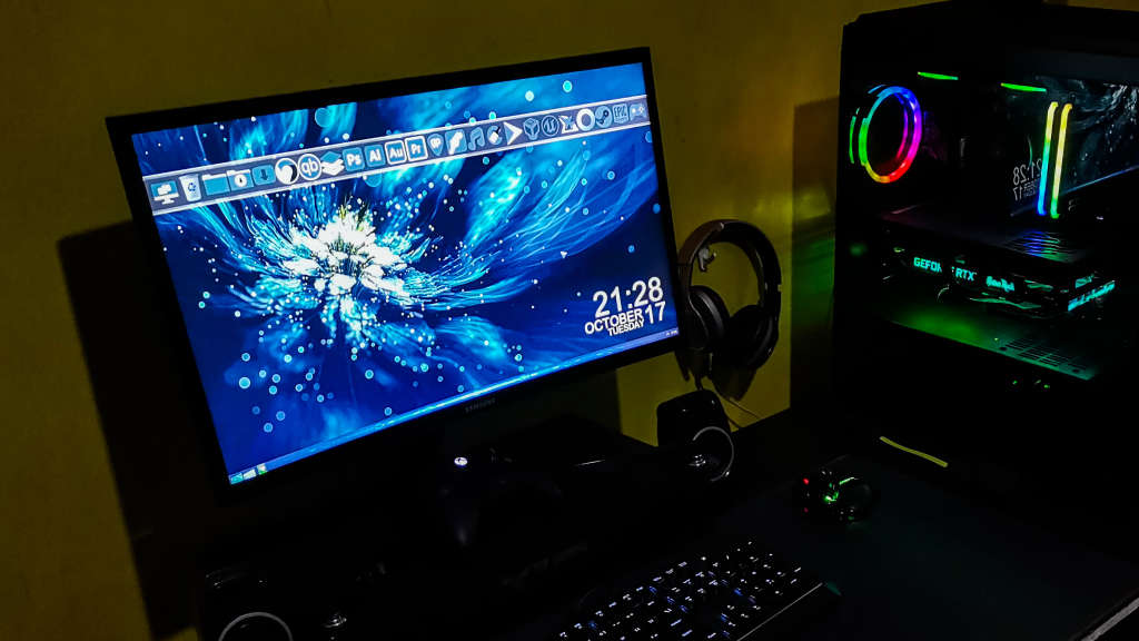 Samsung 24` FHD 144Hz Curved Gaming Monitor 24RG50FQ