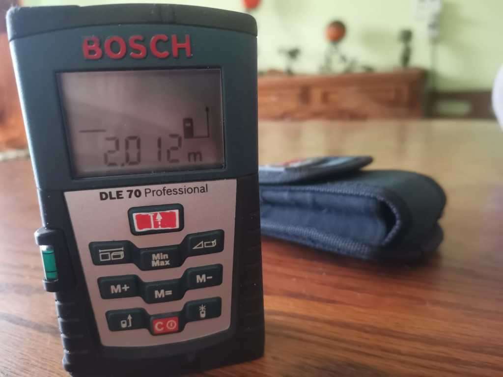 BOSCH DLE 70 Laser measure