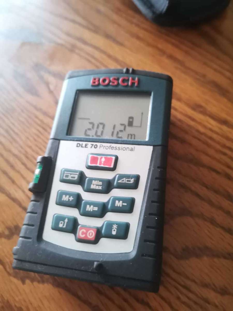 BOSCH DLE 70 Laser measure