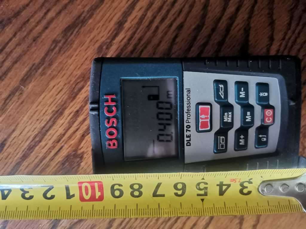 BOSCH DLE 70 Laser measure