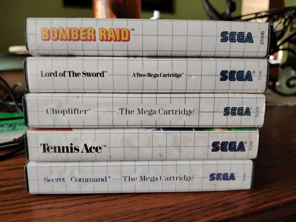 SEGA MASTER SYSTEM/Power Base * Once in a lifetime find * Working with 5 games and 2 remotes