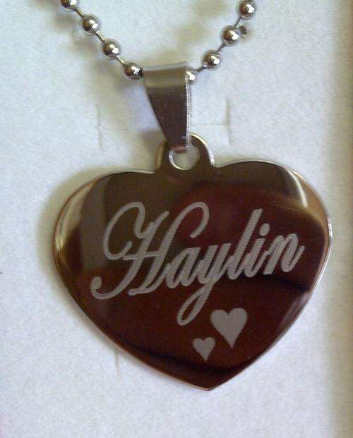 5 TO GO**HIGH POLISHED STAINLESS STEEL HEART PENDANT + FREE NAME ENGRAVING**