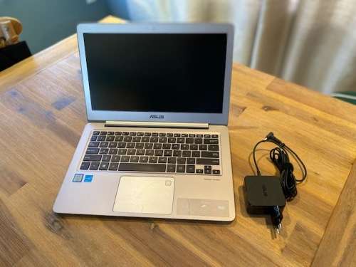 Asus Zenbook UX330UA-GL195R