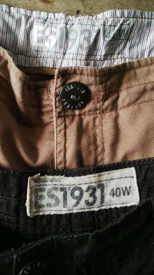 ***Bargain*** 2 Mens Shorts by Woolworths Size 40