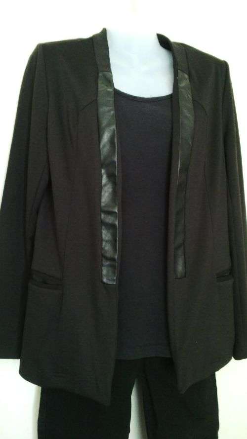 Soft Black Jacket With Leather Look Lapels Size Medium