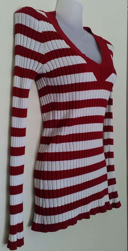 Red and white Skinny Rib V Neck Jersey Size medium