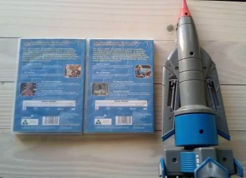 Thunderbird 1 with 2 DVDs