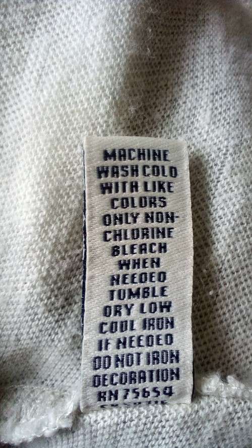 3/4 Sleeve Fitted T shirt by Abercrombie and Fitch Size Medium