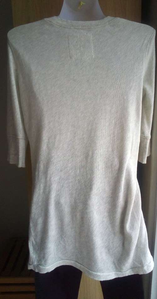 3/4 Sleeve Fitted T shirt by Abercrombie and Fitch Size Medium