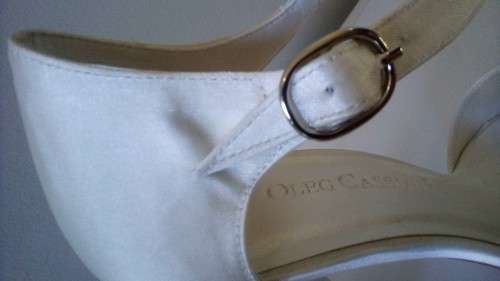 Oleg Cassini, Designer  Satin Platform Heels in Ivory Size 5.  Bridal, Wedding, Matric Ball. Event.