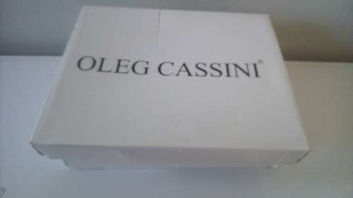 Oleg Cassini, Designer  Satin Platform Heels in Ivory Size 5.  Bridal, Wedding, Matric Ball. Event.
