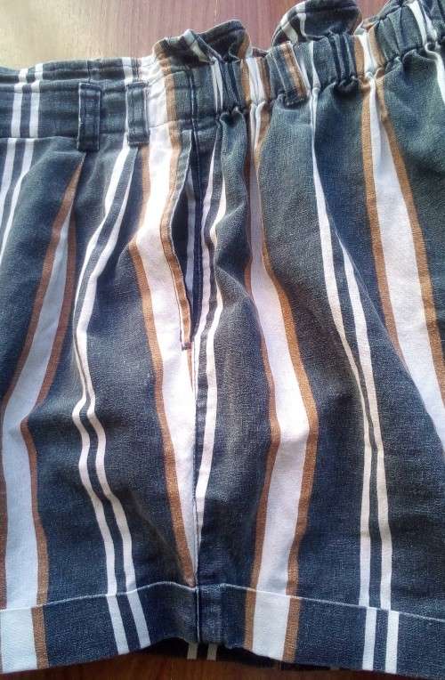Cotton On Faded Blue Striped Shorts Size Small  (Flaw).  Summer Beach Vibe
