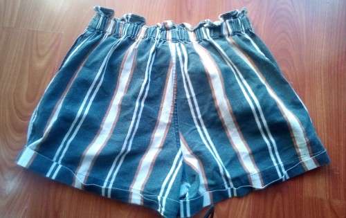 Cotton On Faded Blue Striped Shorts Size Small  (Flaw).  Summer Beach Vibe