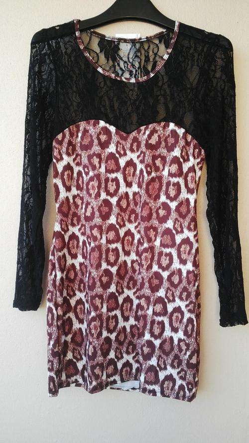 Fun Leopard and Lace Long Sleeved Mini Dress . Size Small - medium