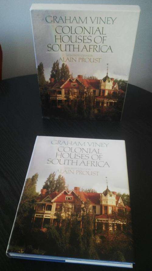 Colonial Houses of South Africa by Graham Viney Hardback with Hard presentation box