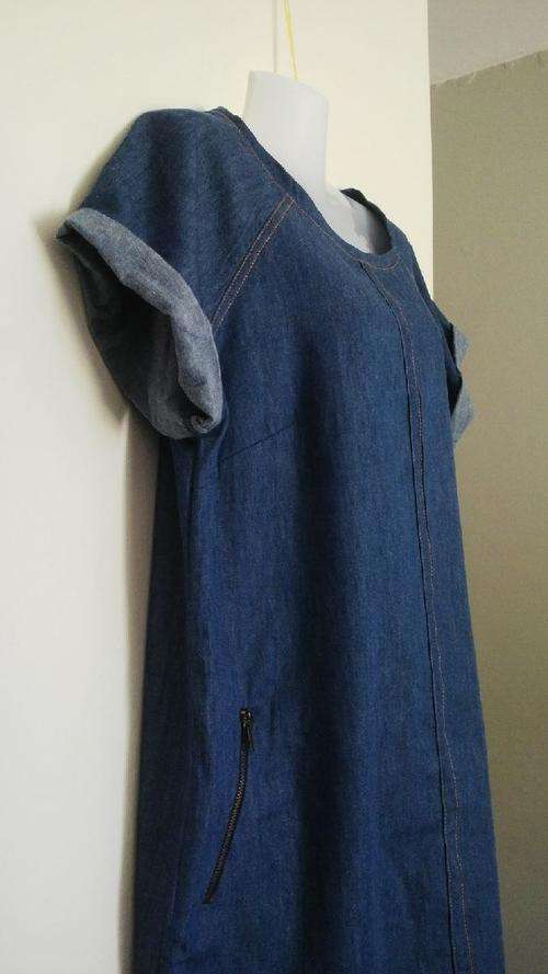 ***Recycle Boutique End Of Summer SALE *** Denim dress by Truworths size 40 / 16