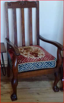 Absolute bargain for Chippendale full Vintage Imbuia Lounge suite