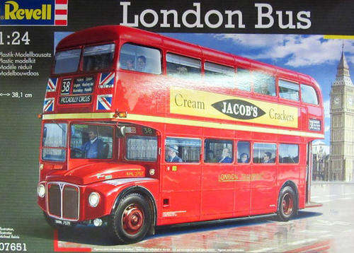 LONDON BUS - REVELL 1/24 SCALE