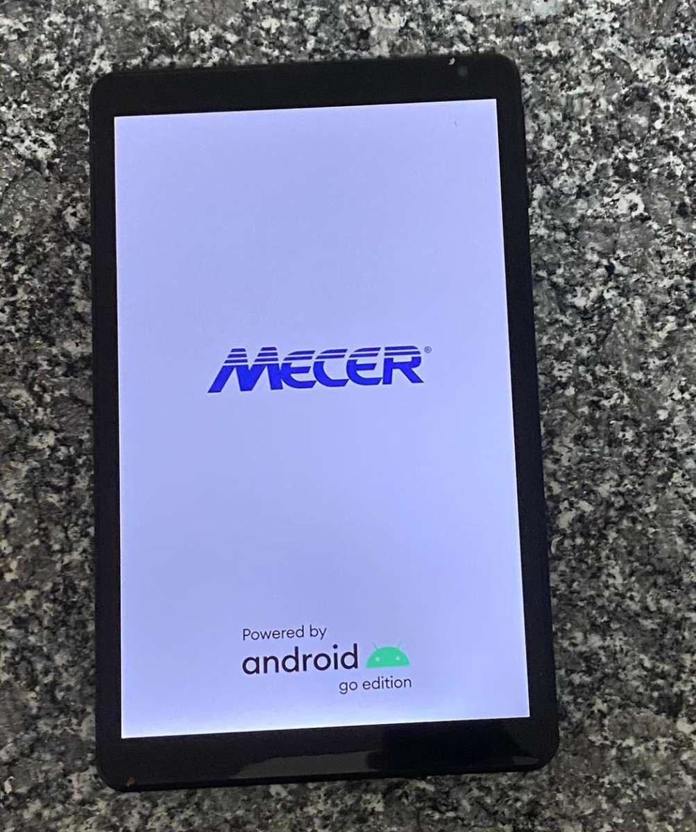 Mercer Xpress Smartlife(M17QF6-3G+) WiFi Tablet
