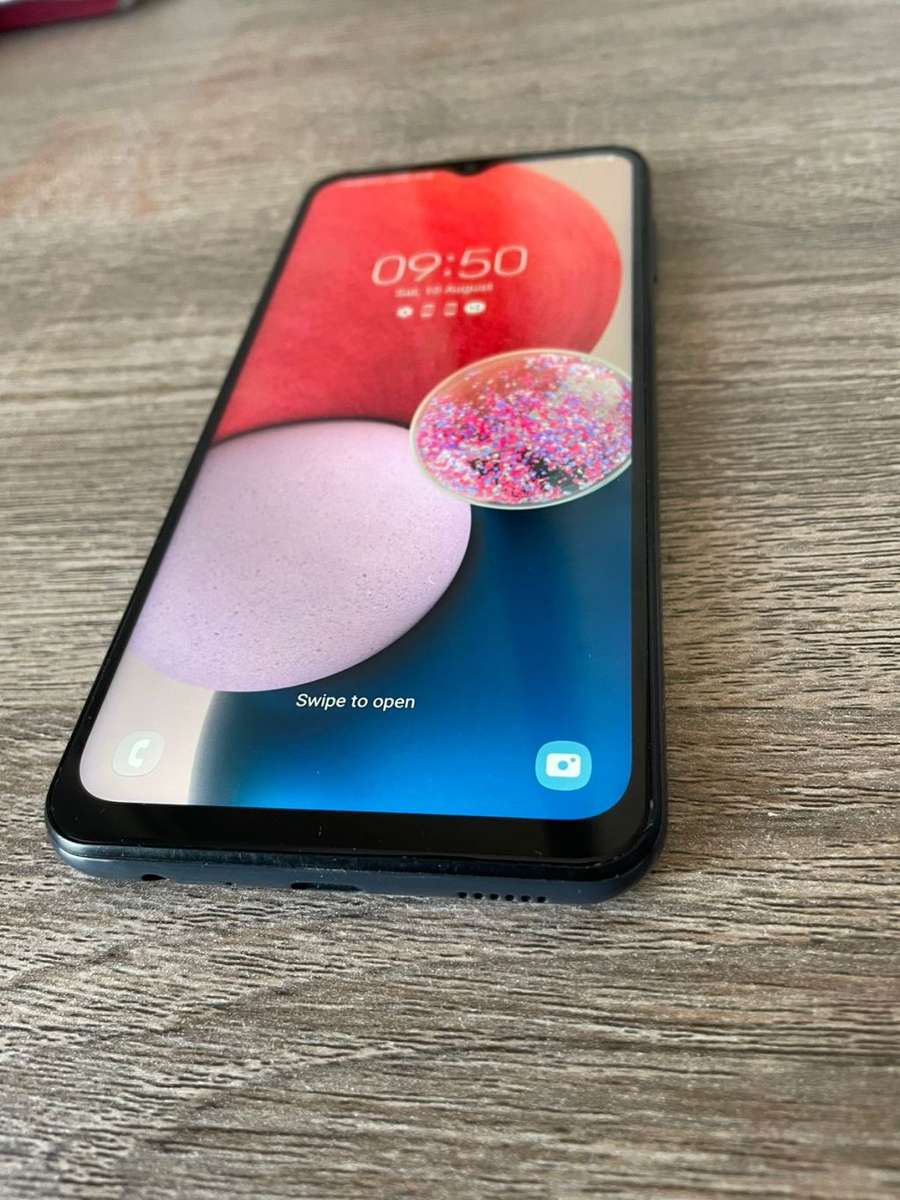 Samsung Galaxy A13 64GB Black - Unlocked, 4G LTE, Dual SIM, Excellent Condition"