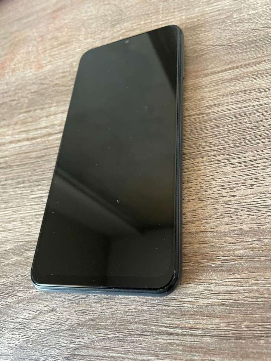 Samsung Galaxy A13 64GB Black - Unlocked, 4G LTE, Dual SIM, Excellent Condition"