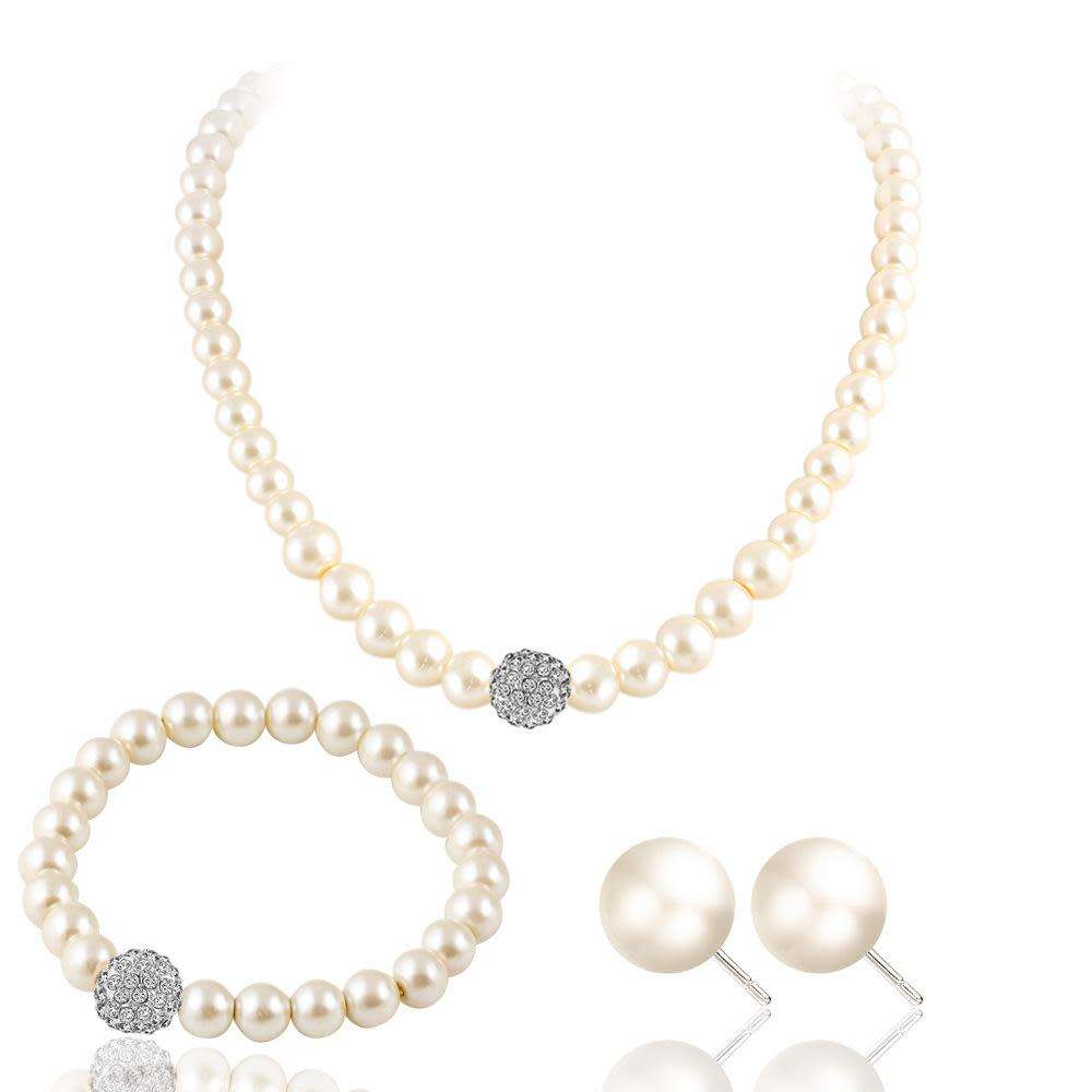 Stunning 4 piece Faux pearl jewelry set