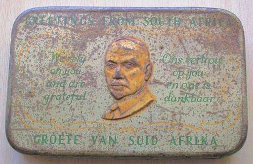 1940 Christmas Tin -- 180 x 115 x 28mm