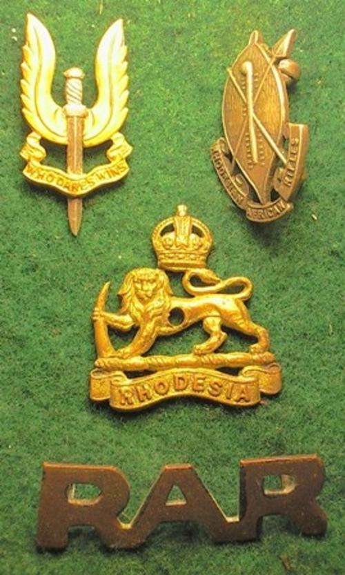 Assorted Rhodesian Badges including early RAR shoulder Title