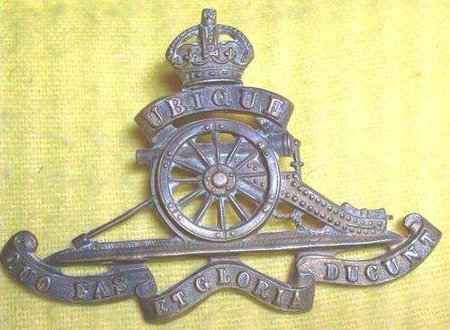 Royal Artillery Regt. Cap Badge - - worn 1902 - 1947