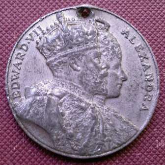 Coronation 1902 Medal - King Edward VII & Queen Alexandra -- 32,5mm