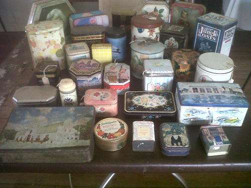 HUGE LOT OF VERY OLD ANTIQUE TINS