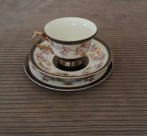 TEA CUP AND SAUCER TRIO