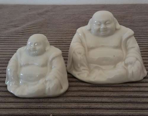 WHITE BUDHAS X2 SMALL