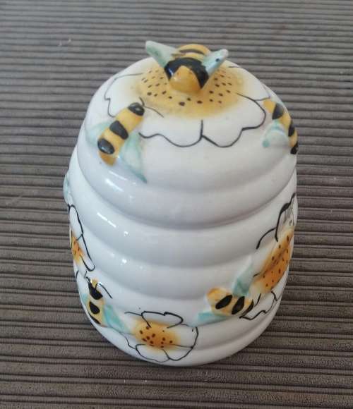 PORCELAIN HONEY JAR