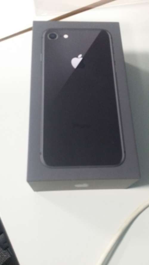iPhone 8 64GB