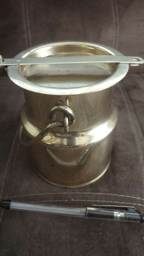 Ornamental or usable milk pail/can with lockable lid