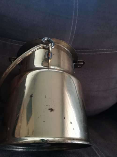 Ornamental or usable milk pail/can with lockable lid