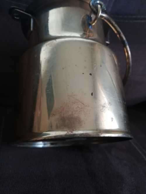 Ornamental or usable milk pail/can with lockable lid