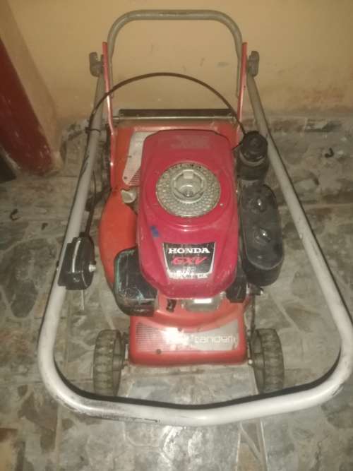 Honda gas lawnmower