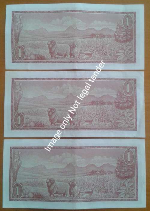 1975 Set of x3 close to consecutive R1 notes