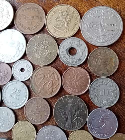 Nice mixed lot of x41 international coins