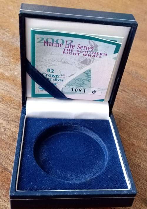 Empty S.A Mint case for encapsulated 2002 Southern Right Whale pf silver R2 with certificate