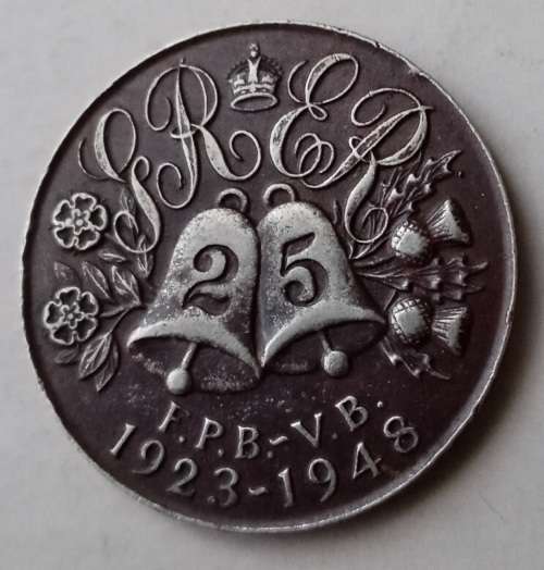 1948 King George & Queen Elizabeth 25th anniversary medal